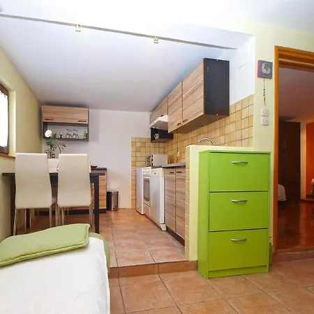 Fuer 3 Personen Ca 34 Qm In Banjole, Istrien Istrische Riviera