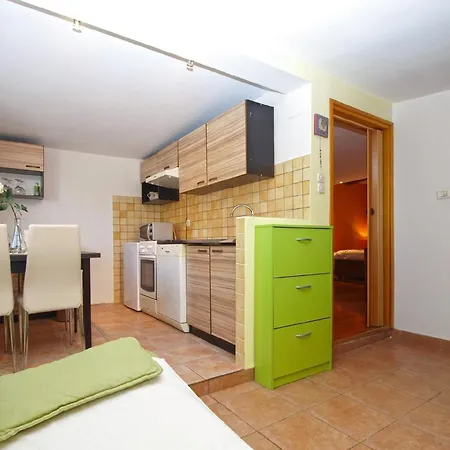 Fuer 3 Personen Ca 34 Qm In Banjole, Istrien Istrische Riviera Apartment